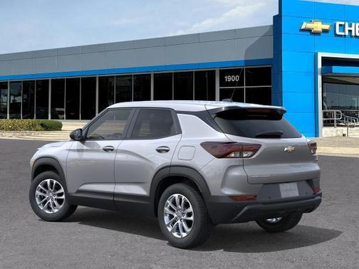 Sterling Gray Metallic 2026 Chevrolet Trailblazer LS