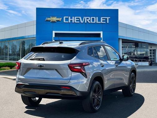 Sterling Gray Metallic 2024 Chevrolet Trax ACTIV