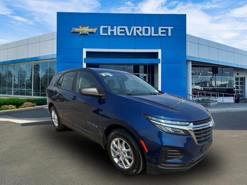2022 Chevrolet Equinox LS