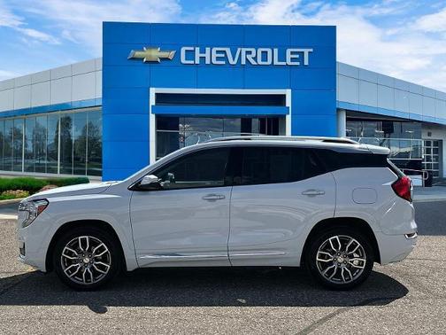 2022 GMC Terrain Denali