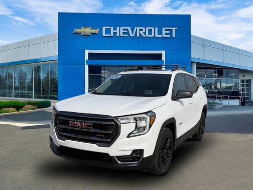 2022 GMC Terrain AT4
