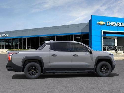 2025 Chevrolet Silverado EV LT