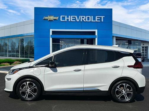 Summit White 2018 Chevrolet Bolt EV Premier