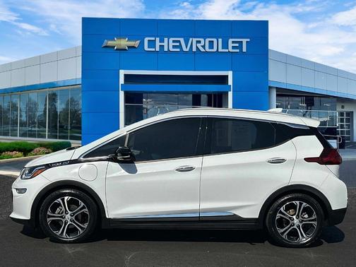 Summit White 2018 Chevrolet Bolt EV Premier