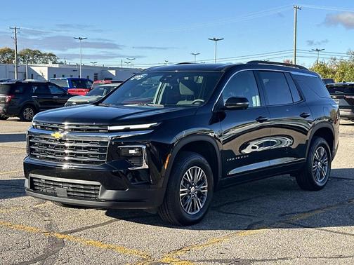 2024 Chevrolet Traverse LT