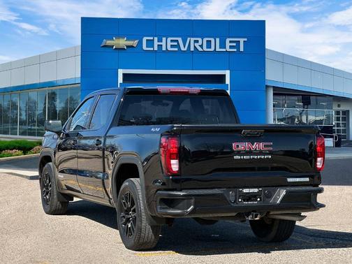 Onyx Black 2023 GMC Sierra 1500 Elevation