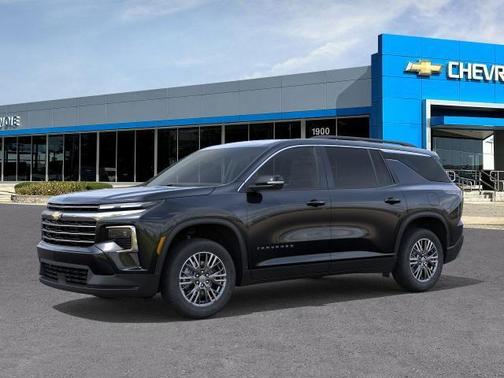 Mosaic Black Metallic 2026 Chevrolet Traverse LT