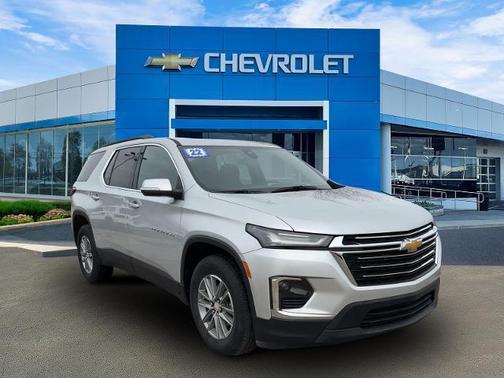 2022 Chevrolet Traverse LT Cloth