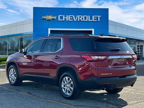 2021 Chevrolet Traverse LT Cloth