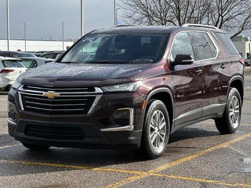 2023 Chevrolet Traverse LT Leather