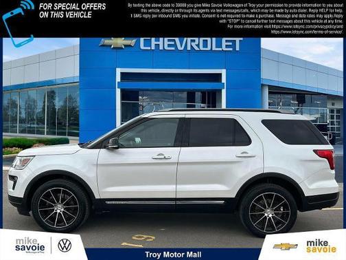 White 2018 Ford Explorer XLT