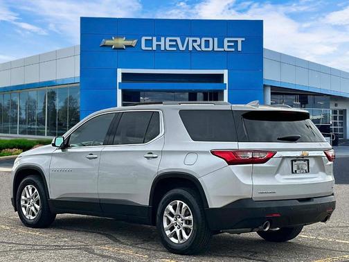 2018 Chevrolet Traverse LT Cloth