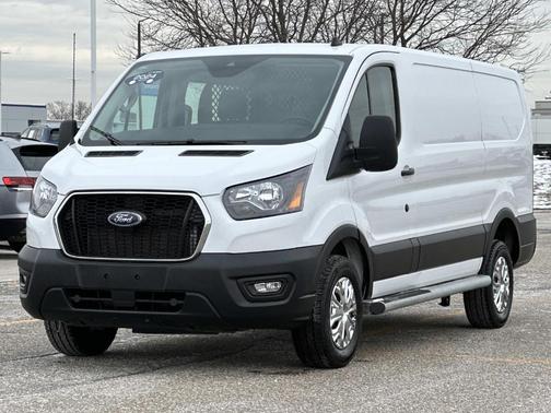 2024 Ford Transit-250 