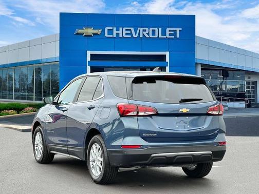 Lakeshore Blue Metallic 2024 Chevrolet Equinox LT