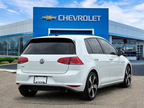 Pure White 2016 Volkswagen Golf GTI 2.0T S 4-Door