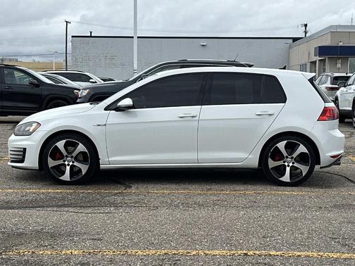 Pure White 2016 Volkswagen Golf GTI 2.0T S 4-Door