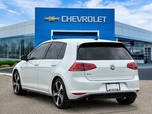 Pure White 2016 Volkswagen Golf GTI 2.0T S 4-Door