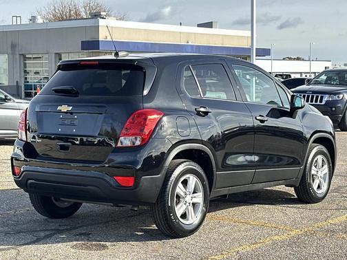 2022 Chevrolet Trax LS