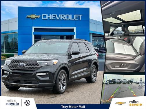 Agate Black Metallic 2023 Ford Explorer XLT