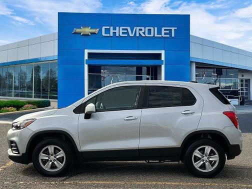 2022 Chevrolet Trax LS