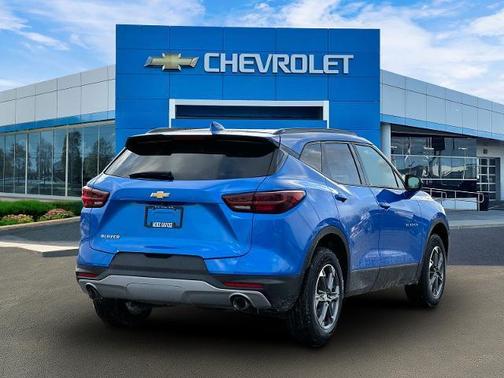 2024 Chevrolet Blazer LT
