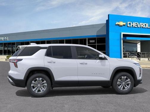 Summit White 2026 Chevrolet Equinox LT
