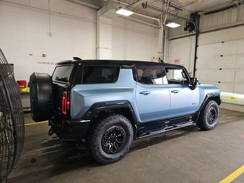 Neptune Blue 2024 GMC HUMMER EV SUV 3X