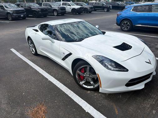Arctic White 2014 Chevrolet Corvette Stingray Base