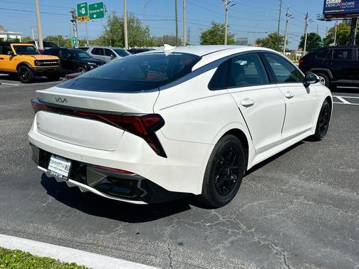 Snow White Pearl 2025 Kia K5 LXS