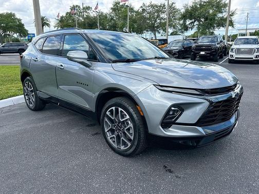 Sterling Gray Metallic 2023 Chevrolet Blazer RS