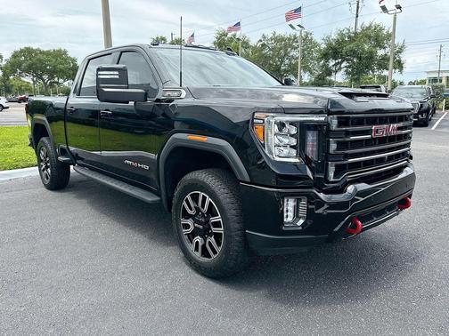 Onyx Black 2022 GMC Sierra 2500 AT4