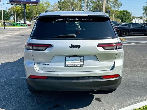 Silver Zynith 2023 Jeep Grand Cherokee L Laredo