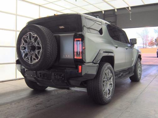 2024 GMC HUMMER EV SUV 3X