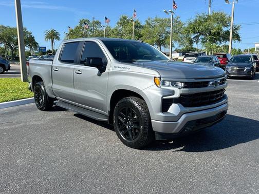 Sterling Gray Metallic 2023 Chevrolet Silverado 1500 RST