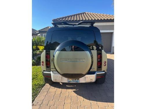 2023 Land Rover Defender 110 S