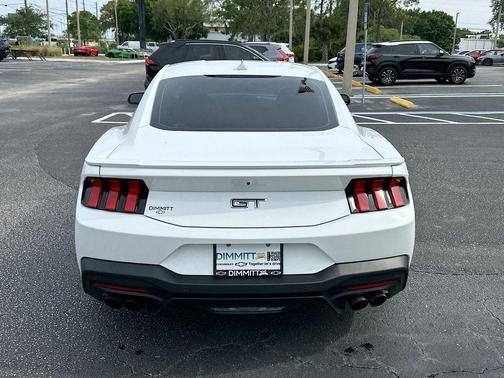 Oxford White 2024 Ford Mustang GT Premium