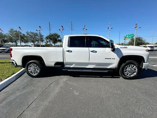 2020 Chevrolet Silverado 2500 High Country