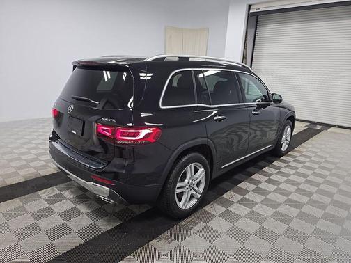 Black 2022 Mercedes-Benz GLB 250 Base 4MATIC
