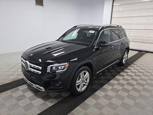 Black 2022 Mercedes-Benz GLB 250 Base 4MATIC