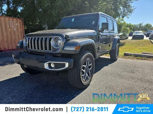 Granite Crystal Clearcoat Metallic 2025 Jeep Wrangler Sahara