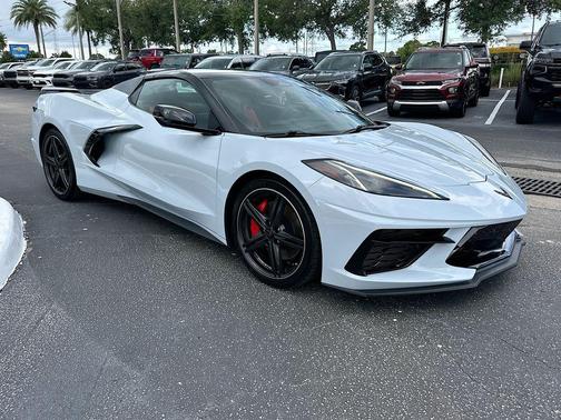 Ceramic Matrix Gray Metallic 2024 Chevrolet Corvette Stingray w/2LT