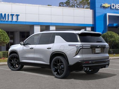 Sterling Gray Metallic 2026 Chevrolet Traverse RS