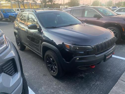 2022 Jeep Cherokee Trailhawk