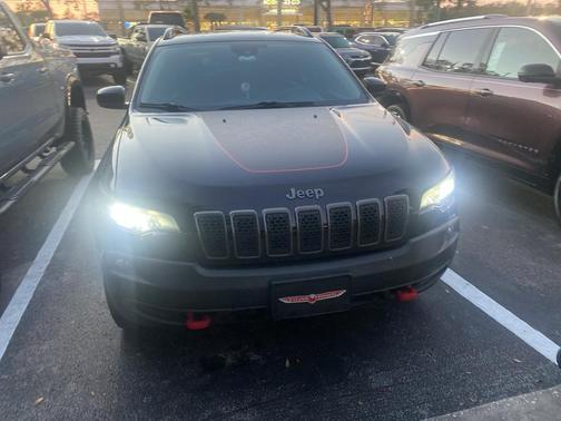 2022 Jeep Cherokee Trailhawk