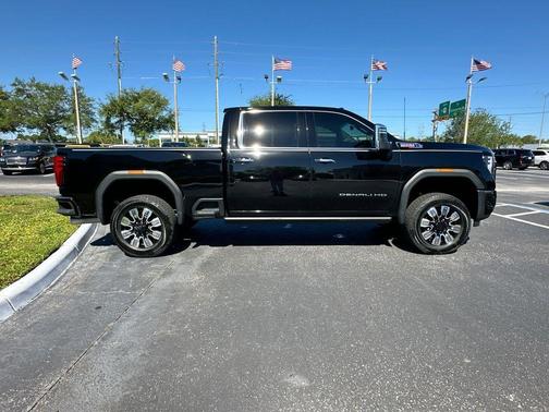 Onyx Black 2024 GMC Sierra 2500 Denali