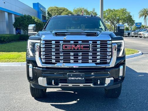 Onyx Black 2024 GMC Sierra 2500 Denali