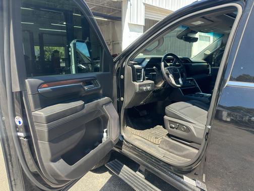 Onyx Black 2024 GMC Sierra 2500 Denali