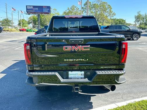 Onyx Black 2024 GMC Sierra 2500 Denali