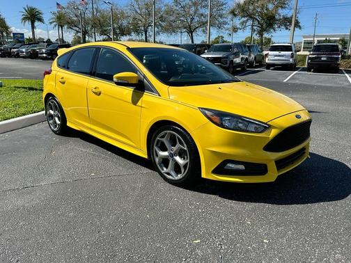 2017 Ford Focus ST Base