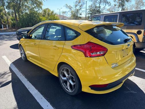 2017 Ford Focus ST Base
